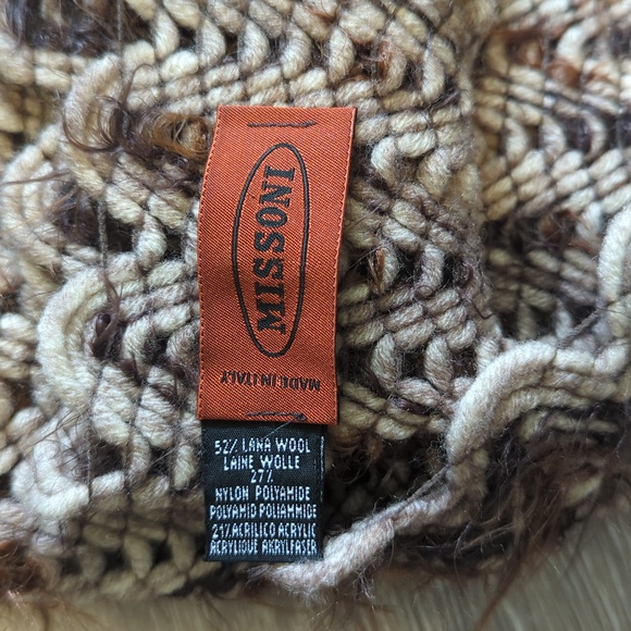 Missoni brown wool zigzag infinity scarf. - Picture 2 of 6